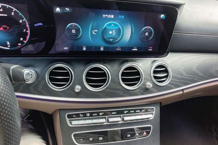 Used Mercedes-Benz E-Class 2021 Restyled E 300 Sport Edition Audio And AC Panel