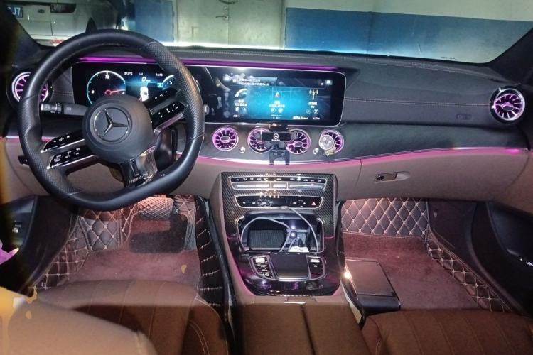Used Mercedes-Benz E-Class 2021 Restyled E 300 Sport Edition Center Console