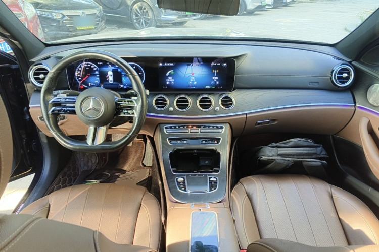 Used Mercedes-Benz E-Class 2021 Restyled E 300 Sport Edition Center Console