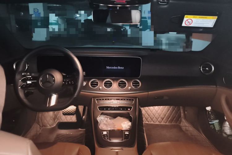 Used Mercedes-Benz E-Class 2021 Updated E 260 Fashion Sport Edition Center Console