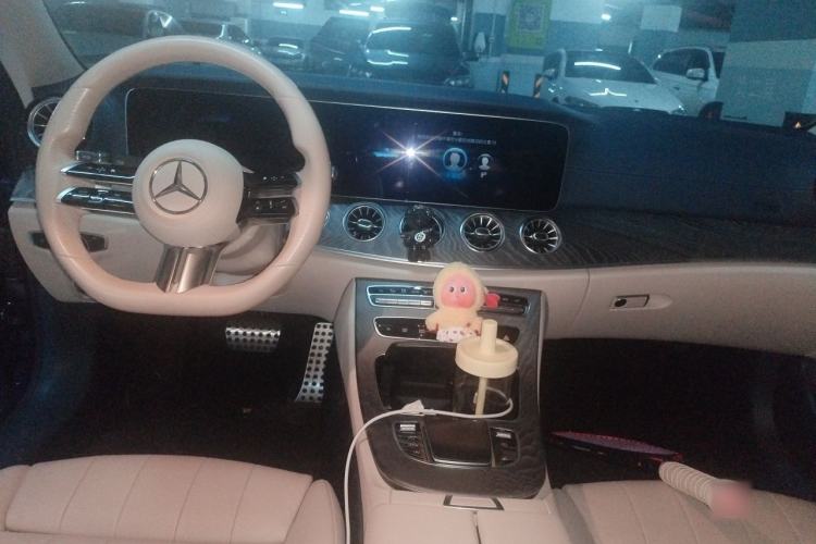 Used Mercedes-Benz E-Class 2021 Facelift E 260 Coupe Center Console