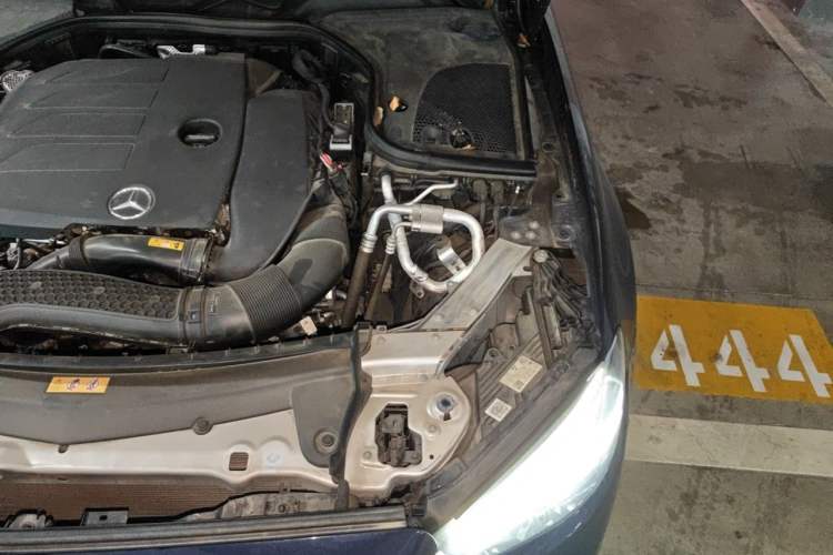Used Mercedes-Benz E-Class 2021 Updated E 260 Fashion Sport Edition Engine Bay Left