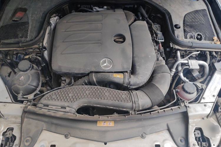 Used Mercedes-Benz E-Class 2021 E 260 Coupe Engine Bay