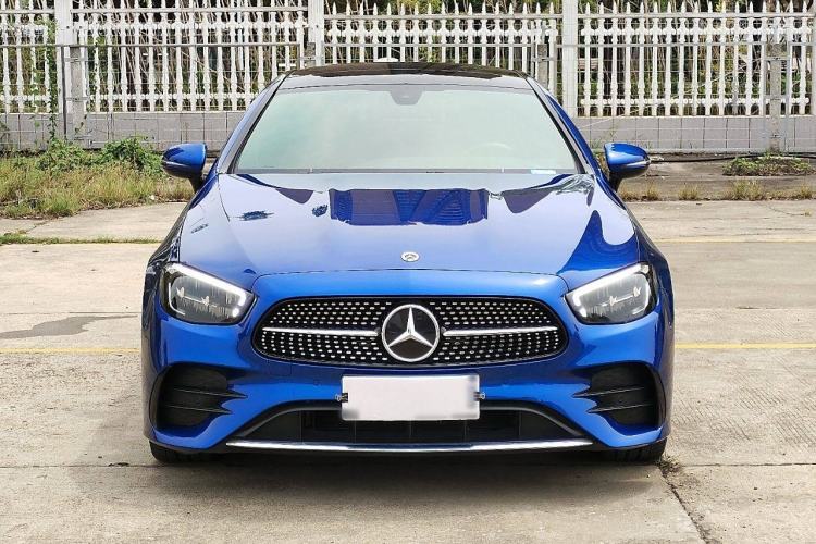 Used Mercedes-Benz E-Class 2021 Facelift E 260 Coupe Exterior 1