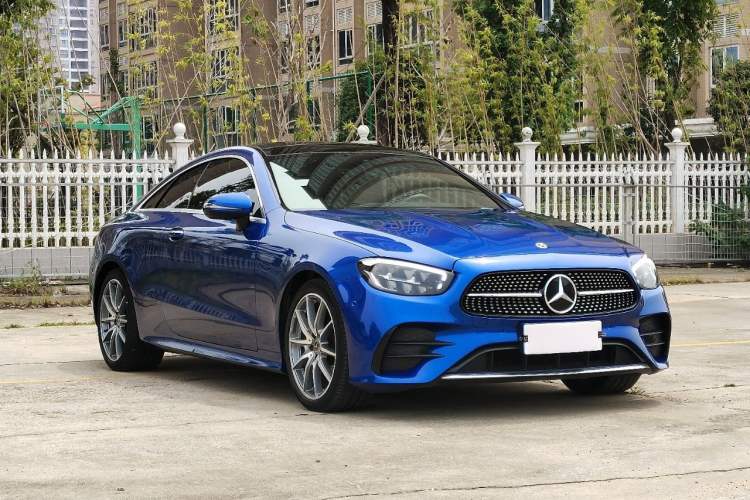 Used Mercedes-Benz E-Class 2021 Facelift E 260 Coupe Exterior 2