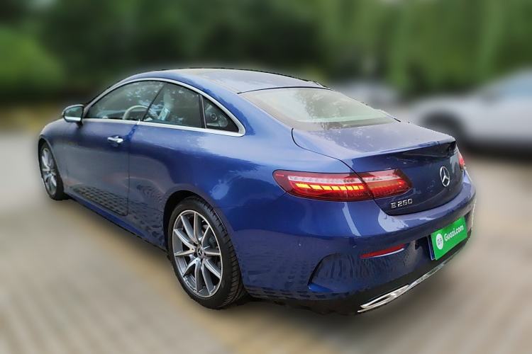 Used Mercedes-Benz E-Class 2021 Facelift E 260 Coupe Exterior 3