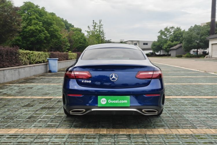 Used Mercedes-Benz E-Class 2021 E 260 Coupe Exterior 4