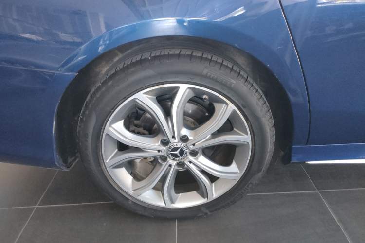 Used Mercedes-Benz E-Class 2021 Restyled E 300 L Sport Luxury Edition Exterior 4