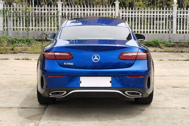 Used Mercedes-Benz E-Class 2021 Facelift E 260 Coupe Exterior 4