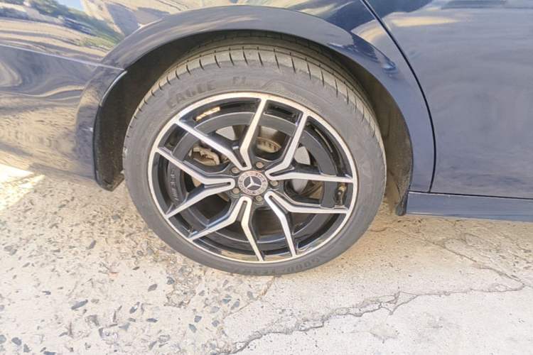 Used Mercedes-Benz E-Class 2021 Restyled E 300 Sport Edition Exterior 5