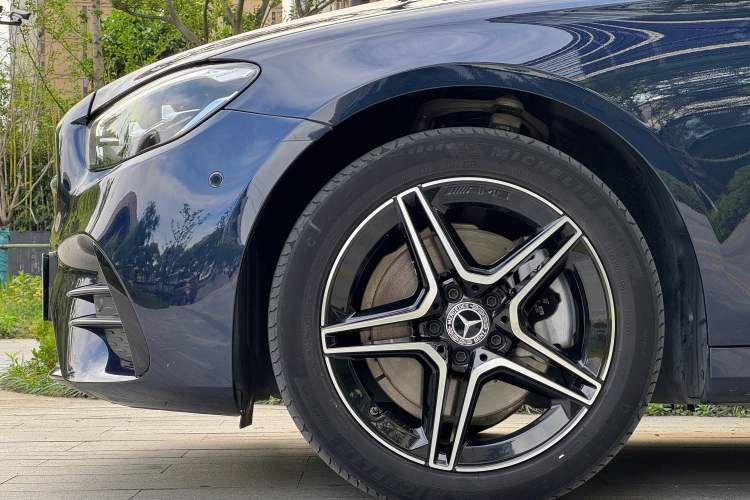 Used Mercedes-Benz E-Class 2021 E 260 Luxury Sports Edition Exterior 5