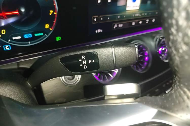 Used Mercedes-Benz E-Class 2021 E 260 Coupe Gear Lever