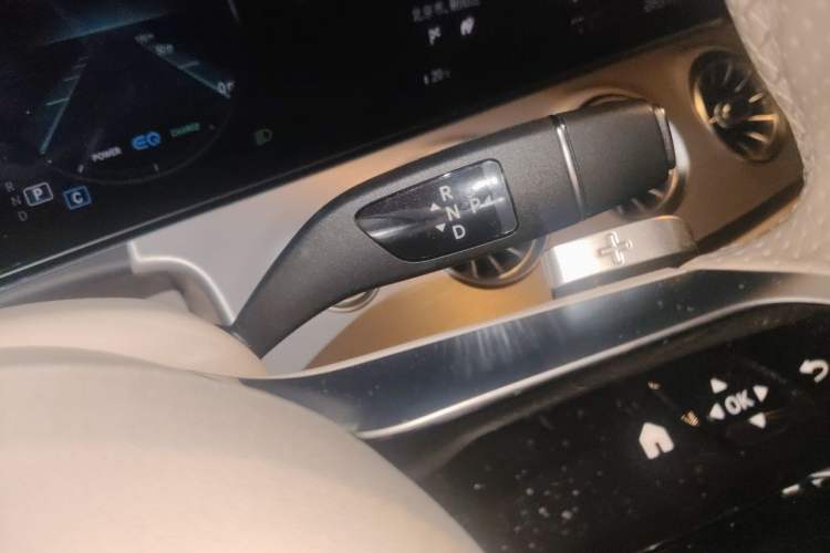 Used Mercedes-Benz E-Class 2021 E 260 Coupe Gear Lever