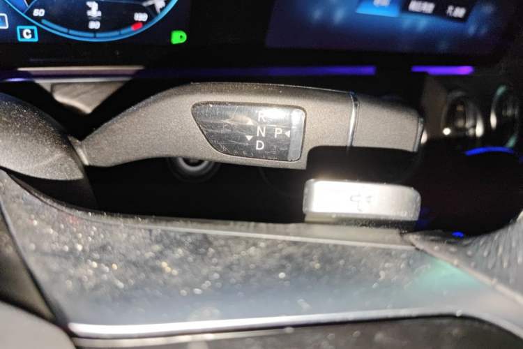 Used Mercedes-Benz E-Class 2021 Updated E 260 Fashion Sport Edition Gear Lever