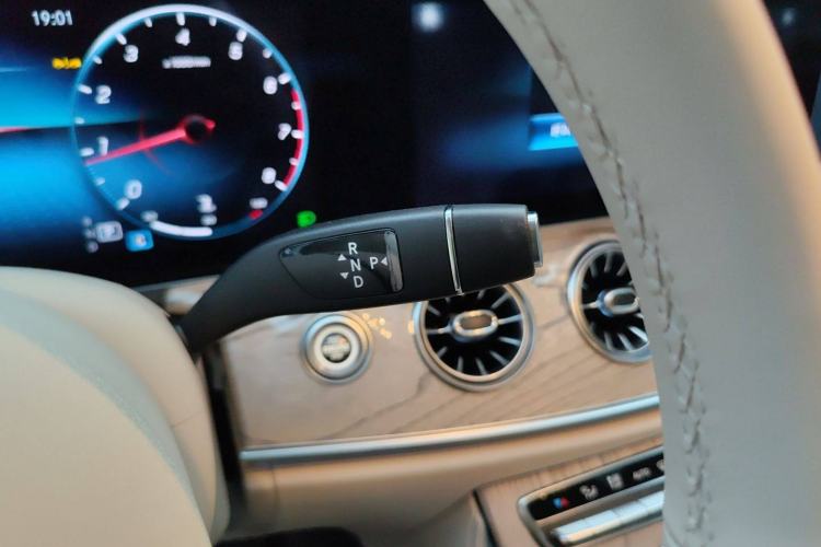 Used Mercedes-Benz E-Class 2021 Facelift E 260 Coupe Gear Lever