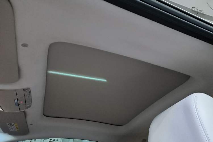 Used Mercedes-Benz E-Class 2021 E 260 Coupe Headliner