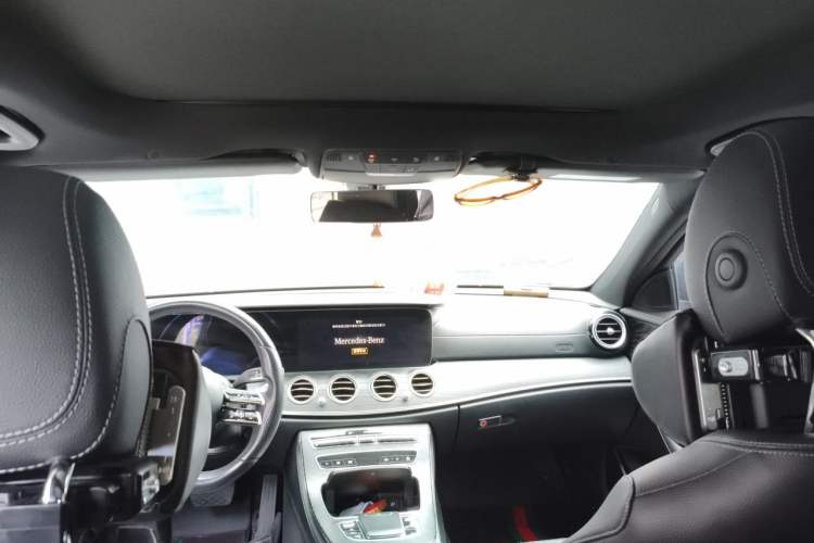 Used Mercedes-Benz E-Class 2021 Updated E 260 Fashion Sport Edition Headliner