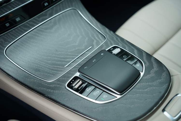 Used Mercedes-Benz E-Class 2021 E 260 Coupe Interior 1