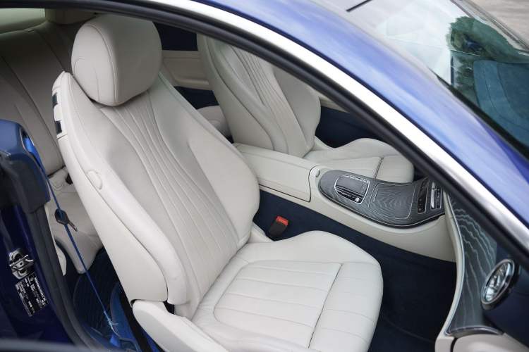 Used Mercedes-Benz E-Class 2021 E 260 Coupe Interior 10