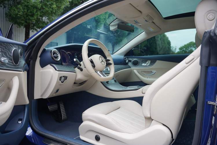 Used Mercedes-Benz E-Class 2021 E 260 Coupe Interior 13