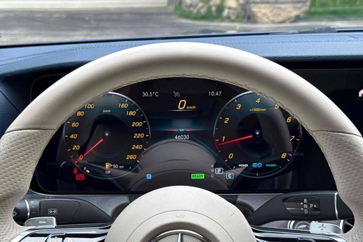 Used Mercedes-Benz E-Class 2021 E 260 Coupe Interior 13