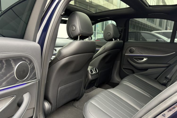 Used Mercedes-Benz E-Class 2021 Updated E 260 Fashion Sport Edition Interior 3