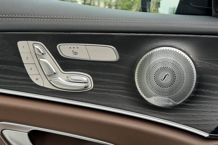 Used Mercedes-Benz E-Class 2021 E 260 Luxury Sports Edition Interior 3