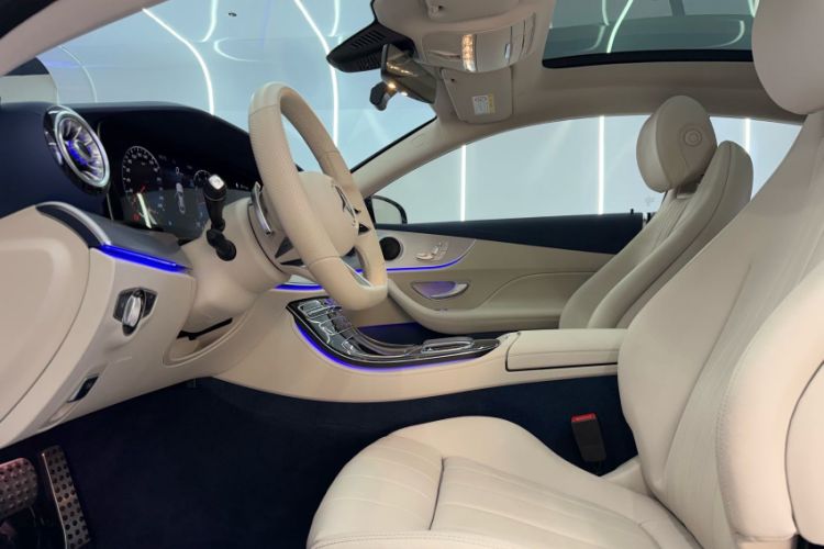 Used Mercedes-Benz E-Class 2021 Facelift E 260 Coupe Interior 6