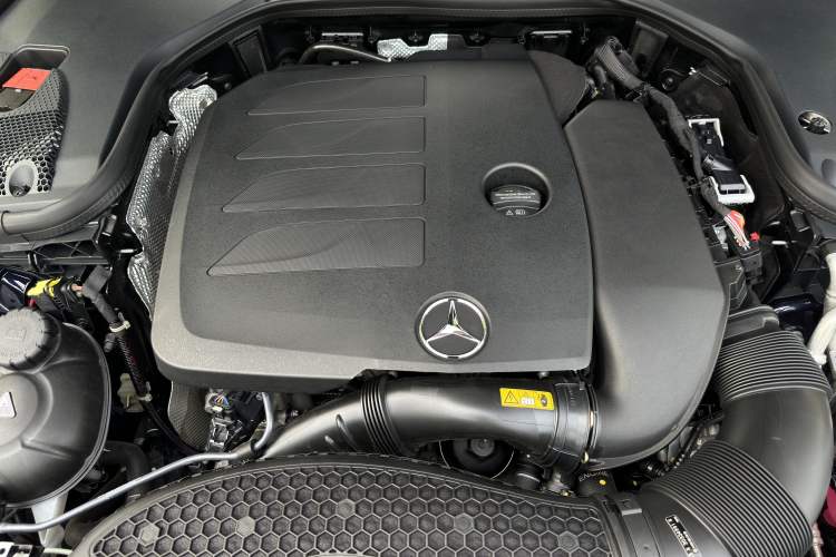 Used Mercedes-Benz E-Class 2021 E 260 Luxury Sports Edition Interior 6