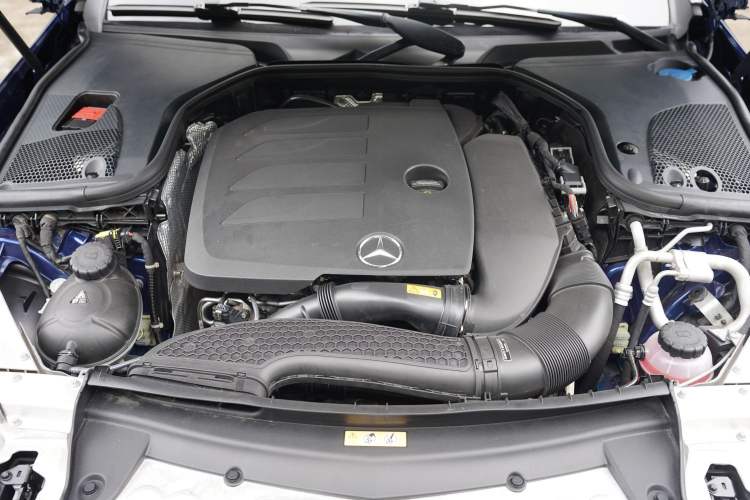 Used Mercedes-Benz E-Class 2021 E 260 Coupe Interior 8