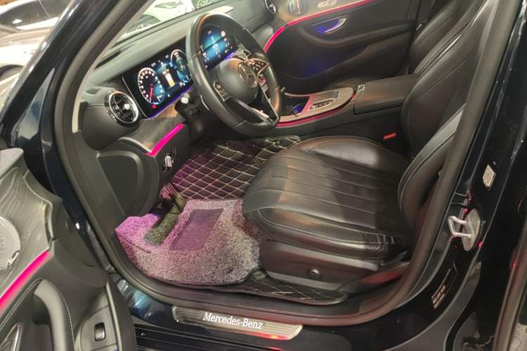 Used Mercedes-Benz E-Class 2021 E 300 L Premium Edition Left Front Seat