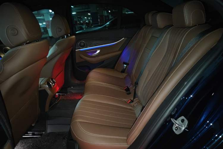 Used Mercedes-Benz E-Class 2021 Updated E 260 Fashion Sport Edition Left Rear Seat