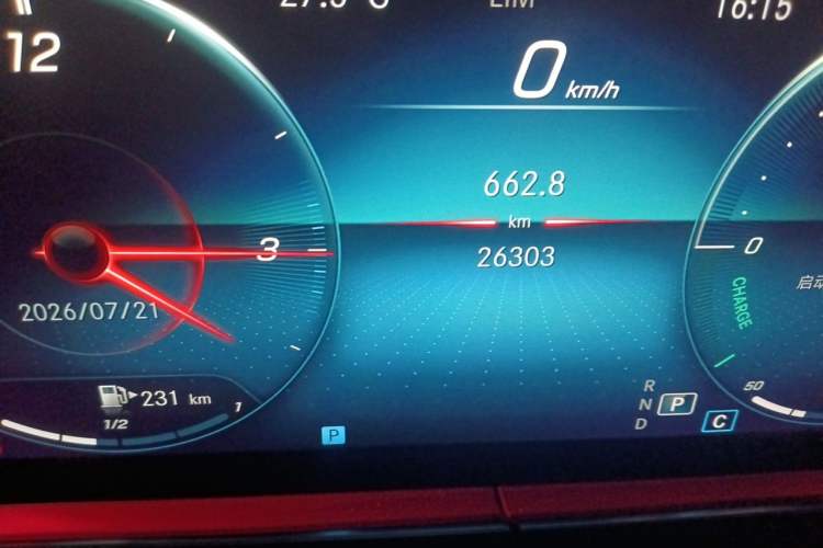 Used Mercedes-Benz E-Class 2021 Restyled E 300 Sport Edition Odometer Close Up