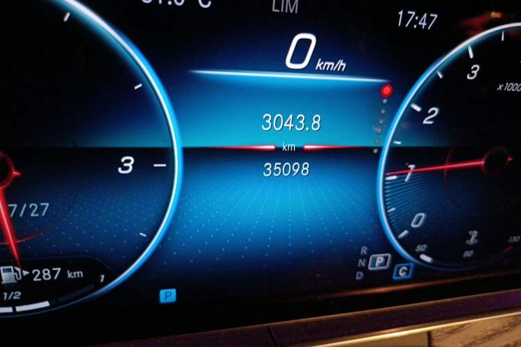 Used Mercedes-Benz E-Class 2021 Updated E 260 Fashion Sport Edition Odometer Close Up