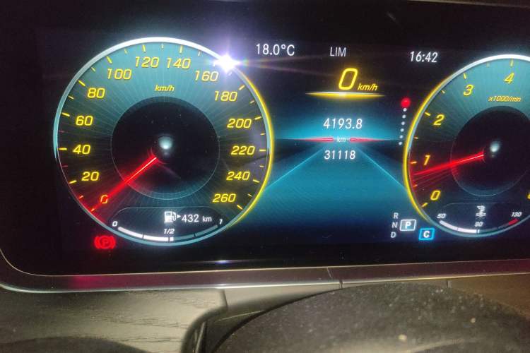 Used Mercedes-Benz E-Class 2021 Updated E 260 Fashion Sport Edition Odometer Close Up