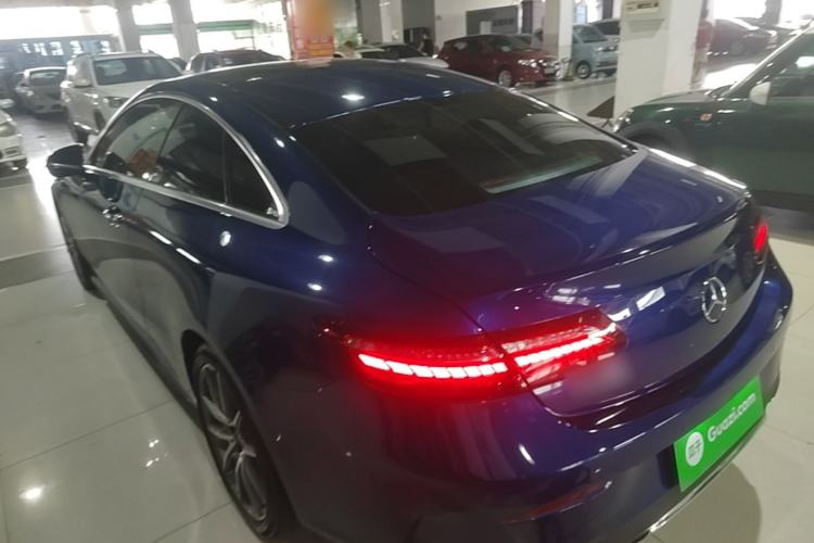 Used Mercedes-Benz E-Class 2021 E 260 Coupe Rear Left 45 Deg