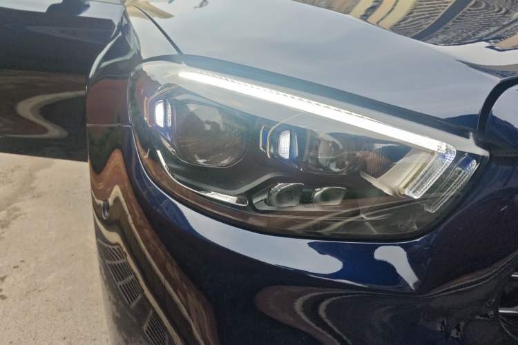 Used Mercedes-Benz E-Class 2021 E 300 Sport Edition Right Front Headlight