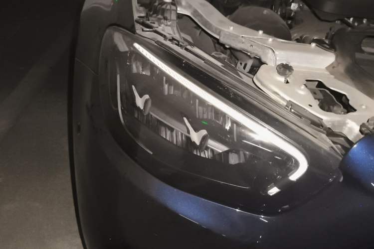 Used Mercedes-Benz E-Class 2021 Updated E 260 Fashion Sport Edition Right Front Headlight