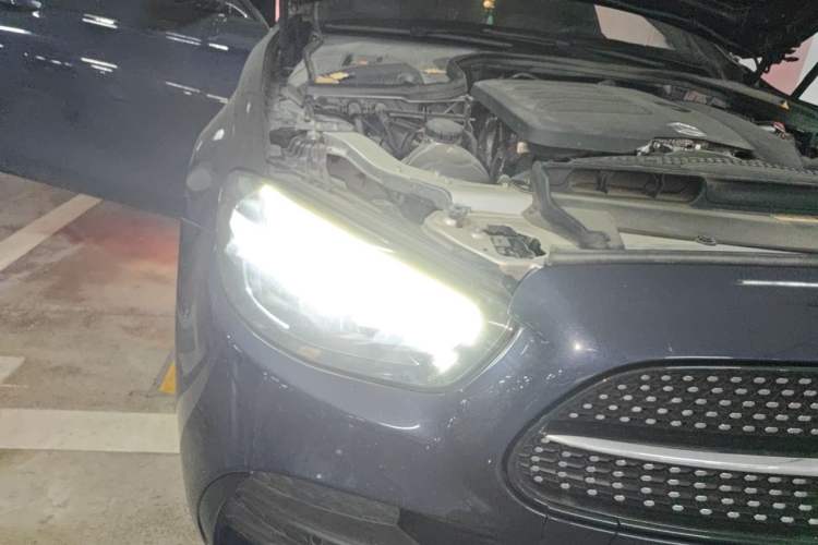 Used Mercedes-Benz E-Class 2021 Updated E 260 Fashion Sport Edition Right Front Headlight