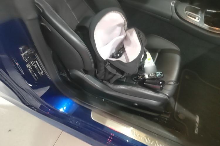 Used Mercedes-Benz E-Class 2021 E 260 Coupe Right Front Seat