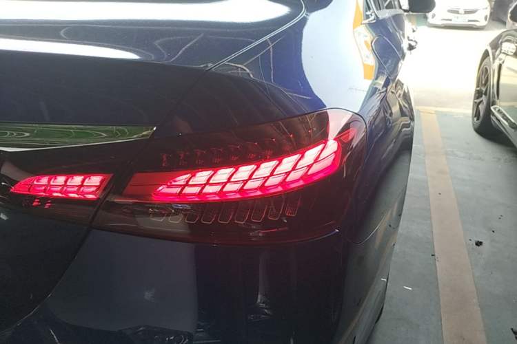 Used Mercedes-Benz E-Class 2021 E 300 L Sporty and Stylish Model Right Rear Taillight