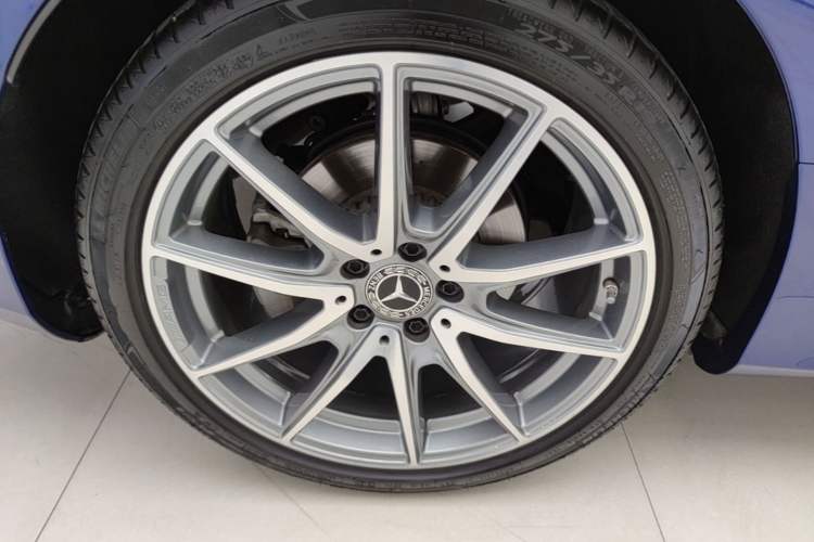 Used Mercedes-Benz E-Class 2021 E 260 Coupe Right Rear Wheel Hub