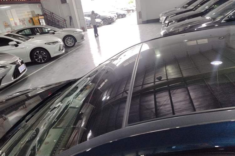 Used Mercedes-Benz E-Class 2021 E 300 L Premium Edition Roof