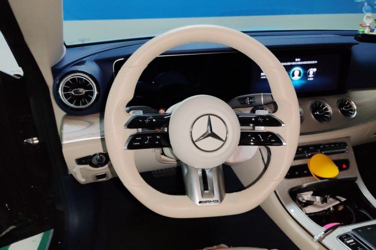 Used Mercedes-Benz E-Class 2021 E 300 Coupe Steering Wheel