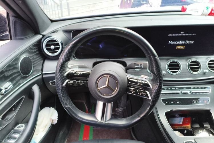 Used Mercedes-Benz E-Class 2021 Updated E 260 Fashion Sport Edition Steering Wheel