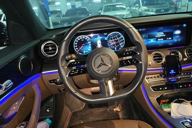 Used Mercedes-Benz E-Class 2021 Updated E 260 Fashion Sport Edition Steering Wheel