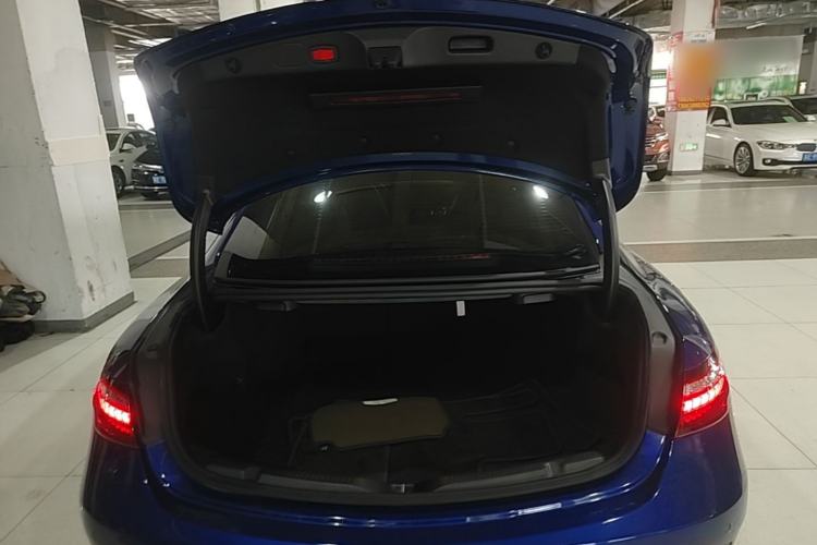 Used Mercedes-Benz E-Class 2021 E 260 Coupe Trunk