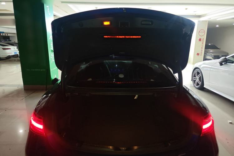 Used Mercedes-Benz E-Class 2021 E 260 Coupe Trunk