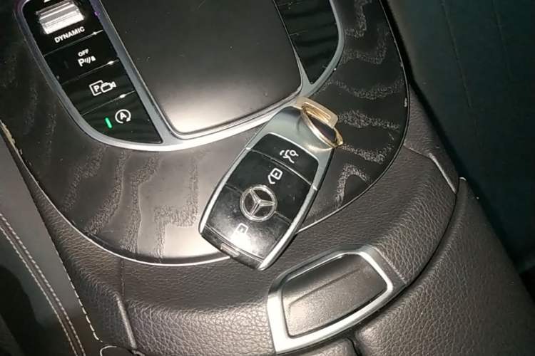 Used Mercedes-Benz E-Class 2021 Updated E 260 Fashion Sport Edition Vehicle Key