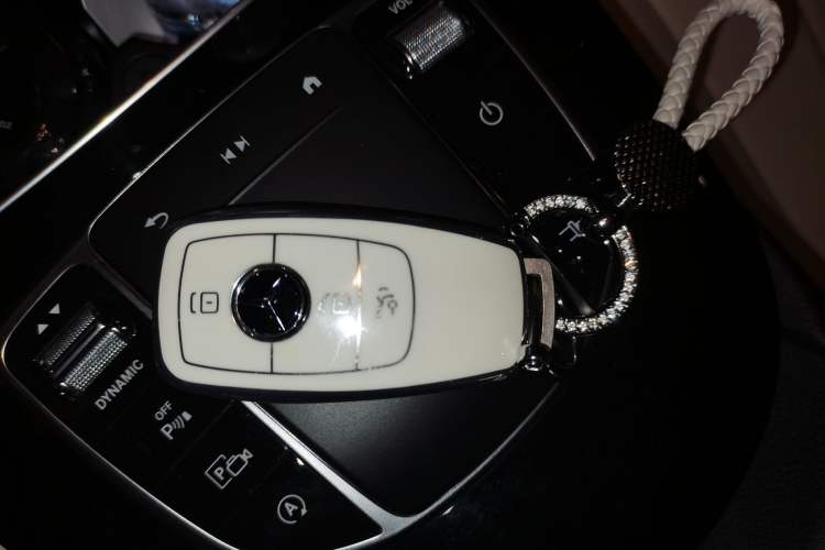 Used Mercedes-Benz E-Class 2021 Facelift E 260 4MATIC Coupe Vehicle Key